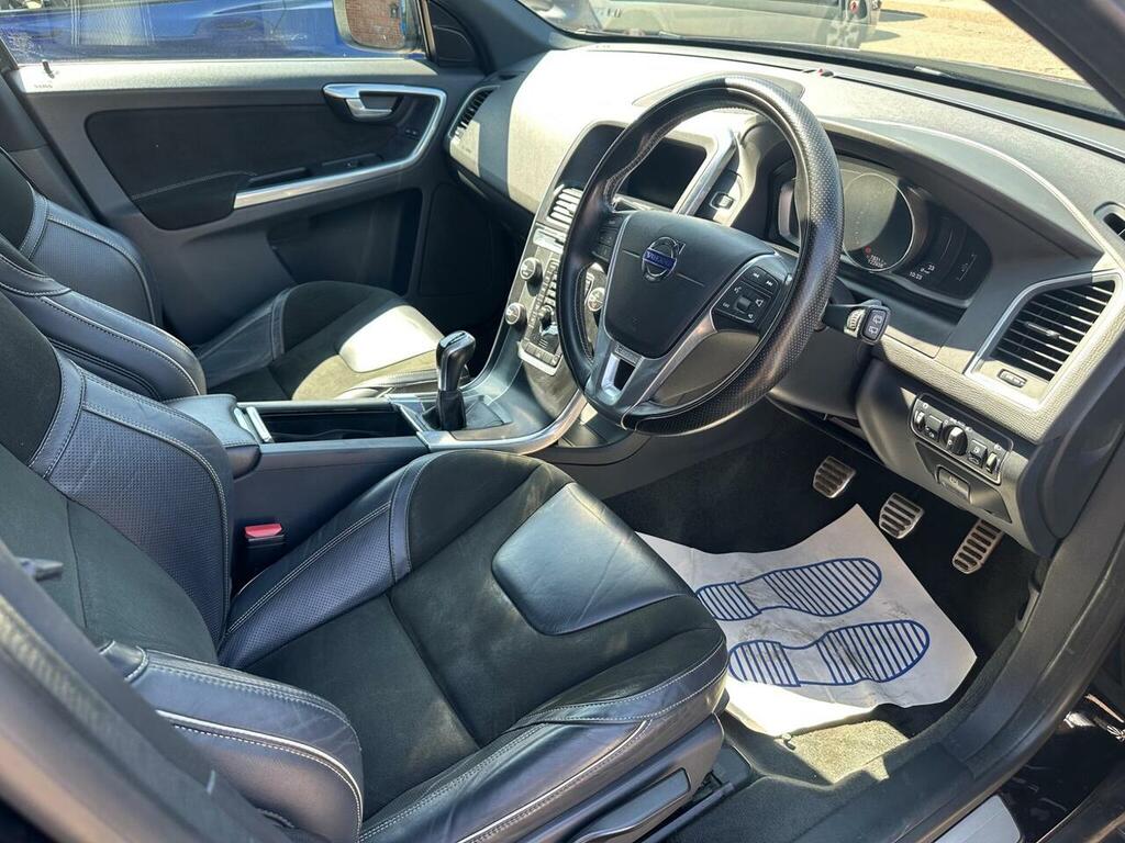 Volvo XC60 2.4 D4 R-design Lux Grey #16