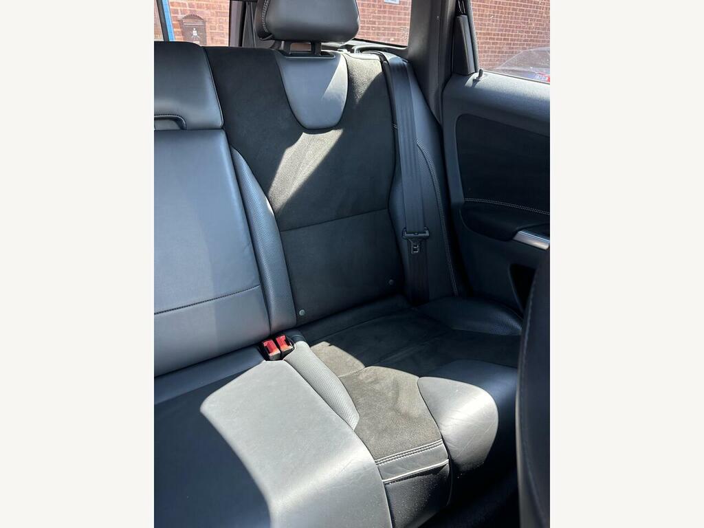 Volvo XC60 2.4 D4 R-design Lux Grey #21
