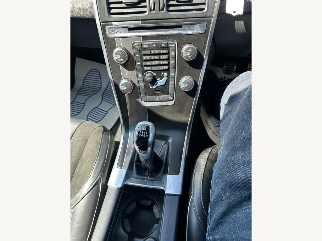 Volvo XC60 2.4 D4 R-design Lux Grey #12
