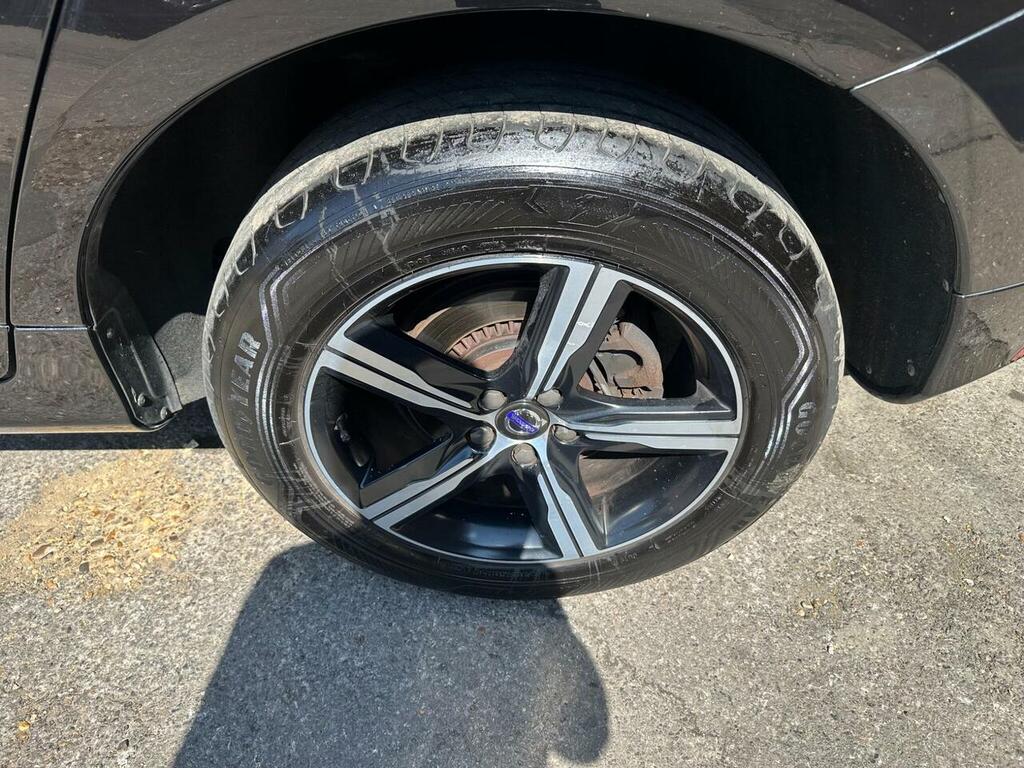 Volvo XC60 2.4 D4 R-design Lux Grey #30