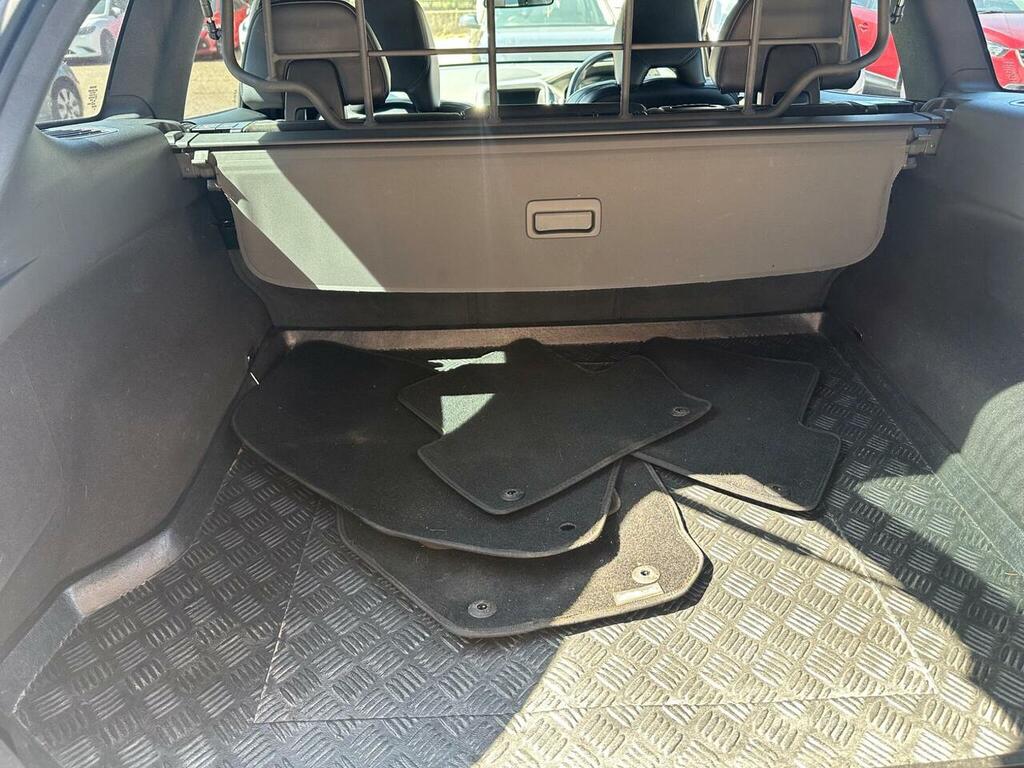 Volvo XC60 2.4 D4 R-design Lux Grey #39