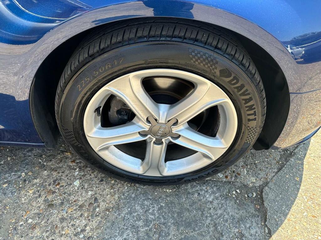 Audi A4 Avant 2.0 Avant Tdi Quattro S Line 174 Bhp Blue #26
