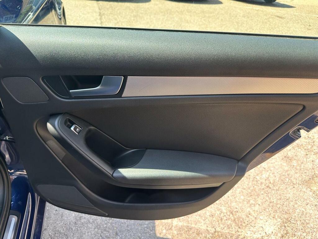Audi A4 Avant 2.0 Avant Tdi Quattro S Line 174 Bhp Blue #23