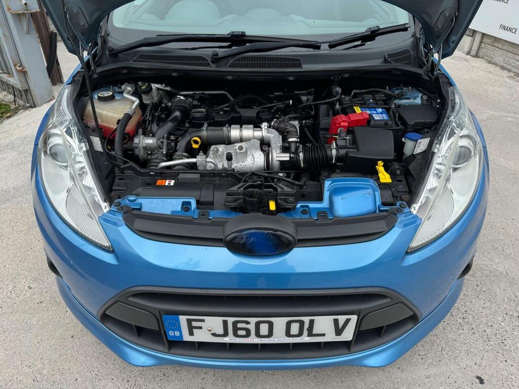 Ford Fiesta 1.2 Zetec Hatchback-5dr-5 Speed Black #44