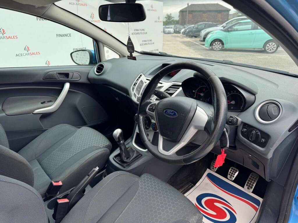 Ford Fiesta 1.2 Zetec Hatchback-5dr-5 Speed Black #10