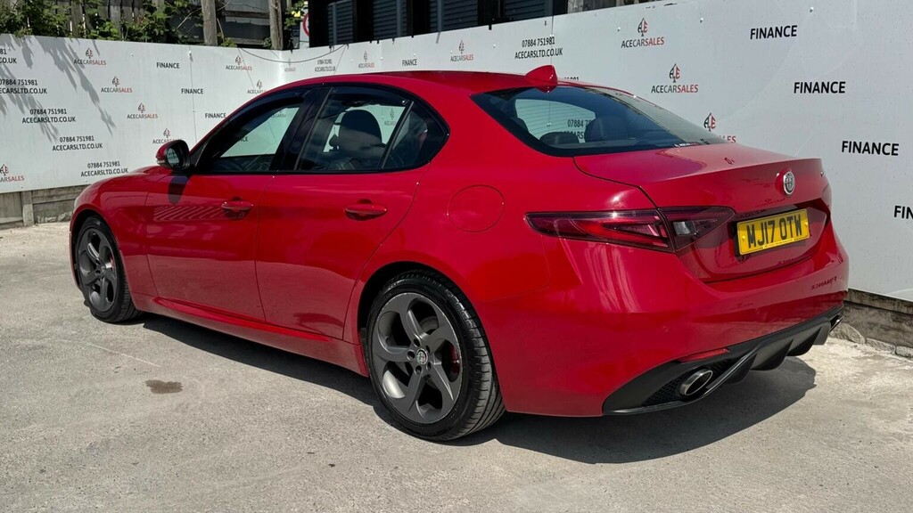 Alfa Romeo Giulia 2.2 Td Speciale Euro 6 Ss Red #6
