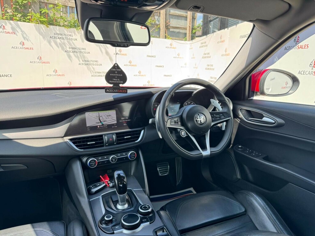 Alfa Romeo Giulia Saloon 2.9 V6 Bi-turbo Quadrifoglio Euro 6 S Red #19