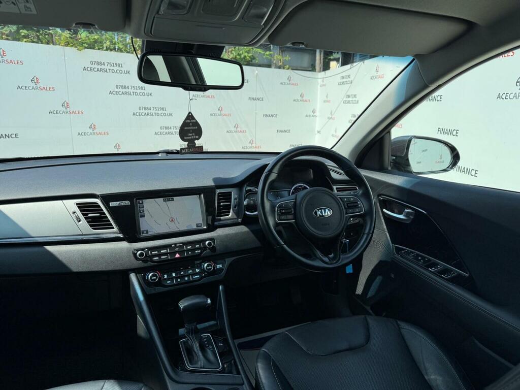 Kia Niro 3 Red #20