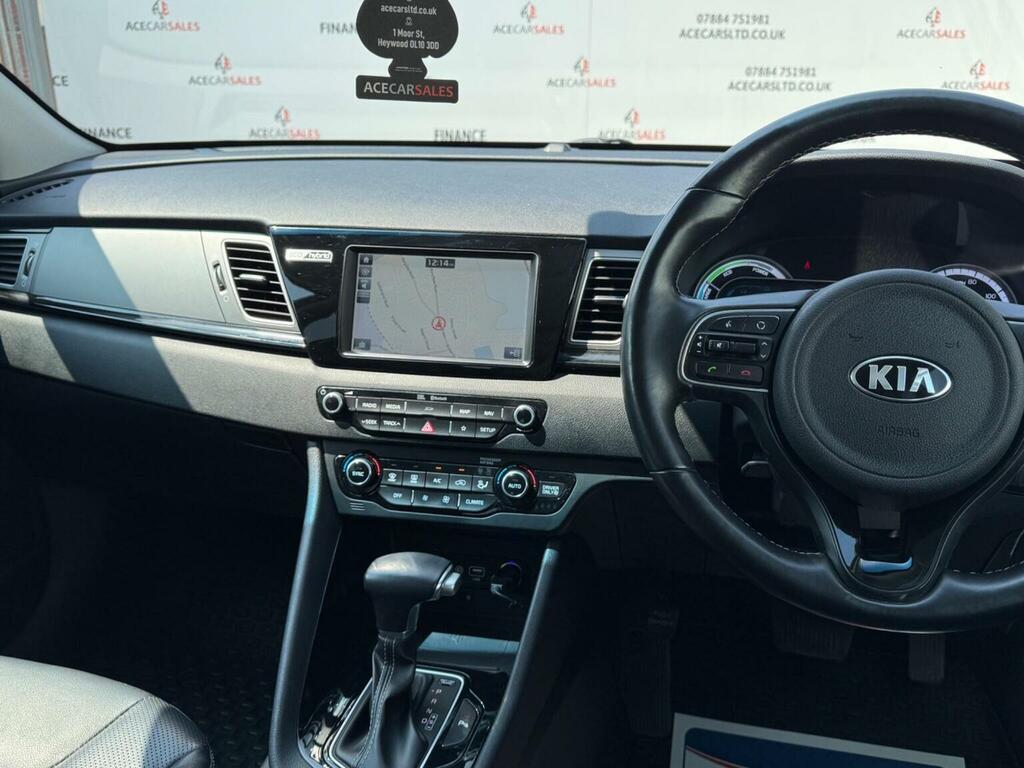 Kia Niro 3 Red #22