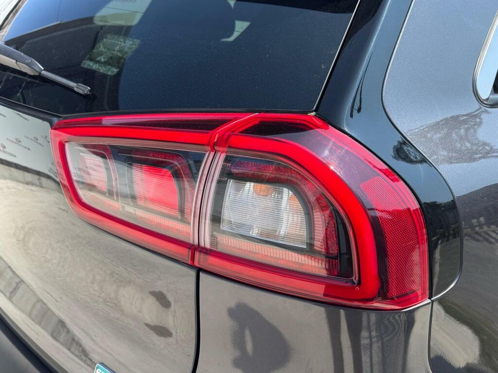Kia Niro 3 Red #70