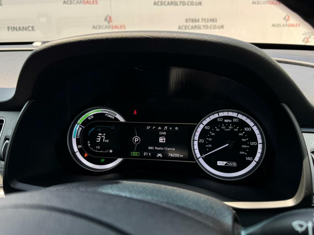 Kia Niro 3 Red #53