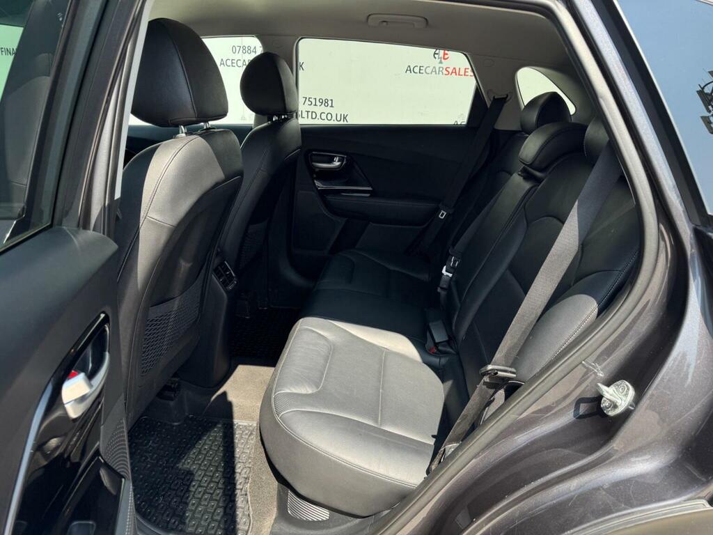 Kia Niro 3 Red #16