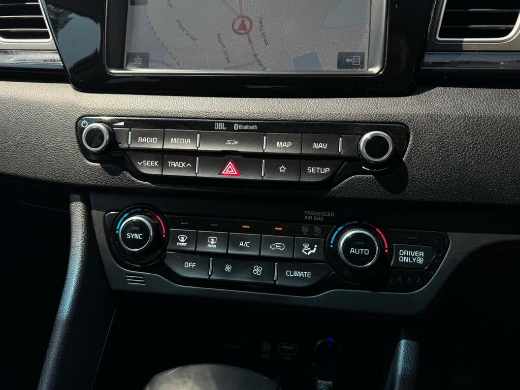 Kia Niro 3 Red #24