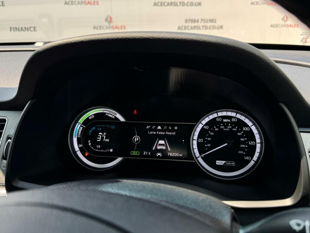 Kia Niro 3 Red #54