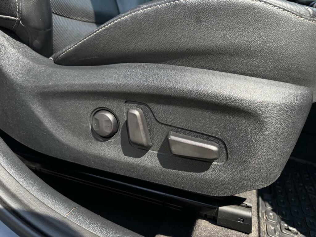 Kia Niro 3 Red #59