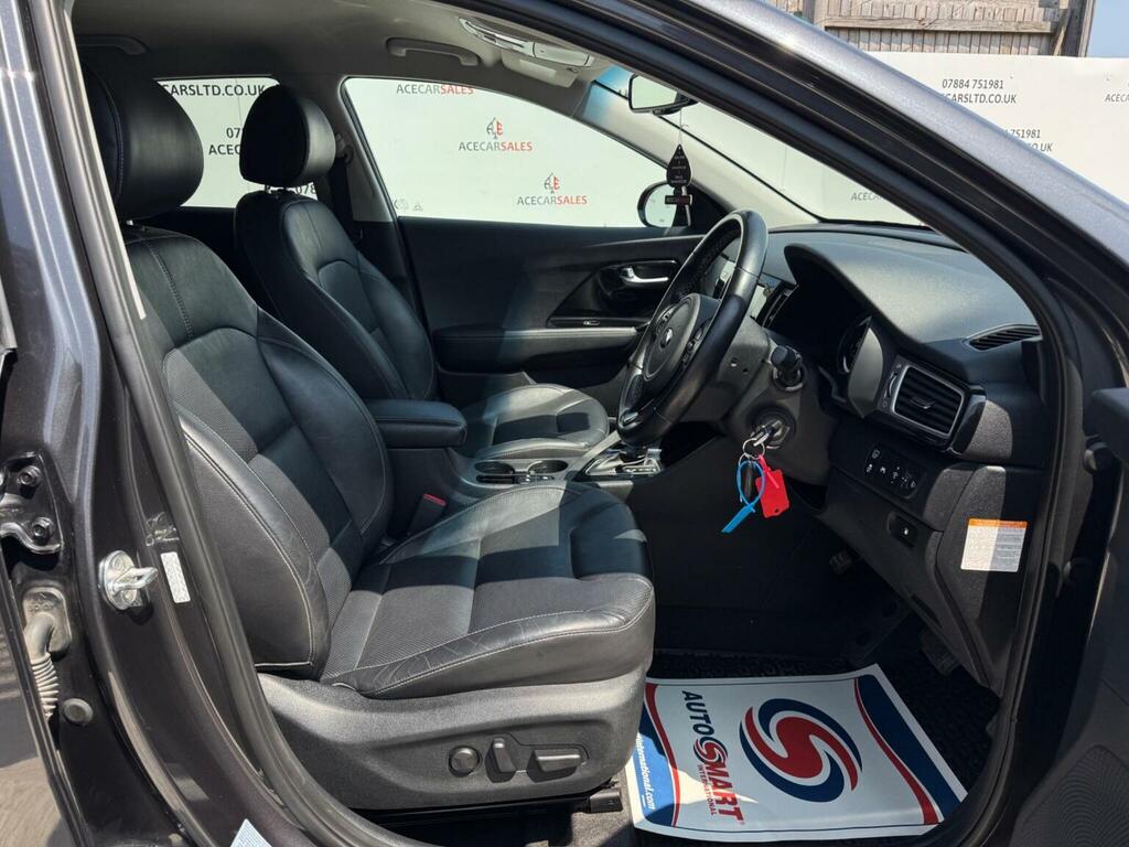 Kia Niro 3 Red #11