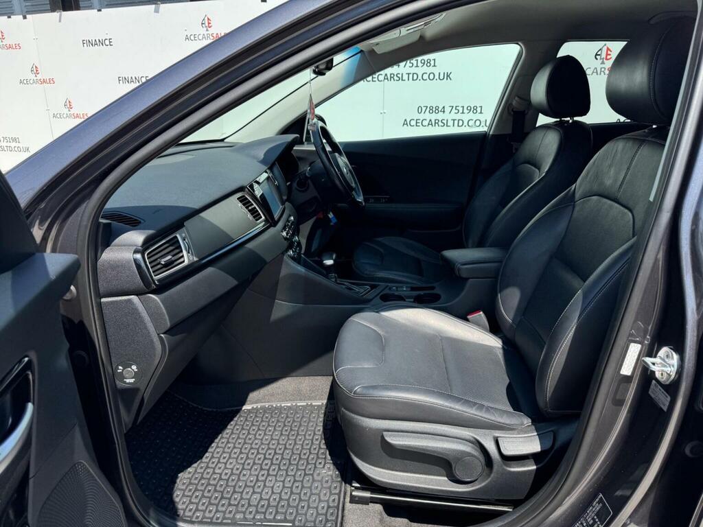 Kia Niro 3 Red #18