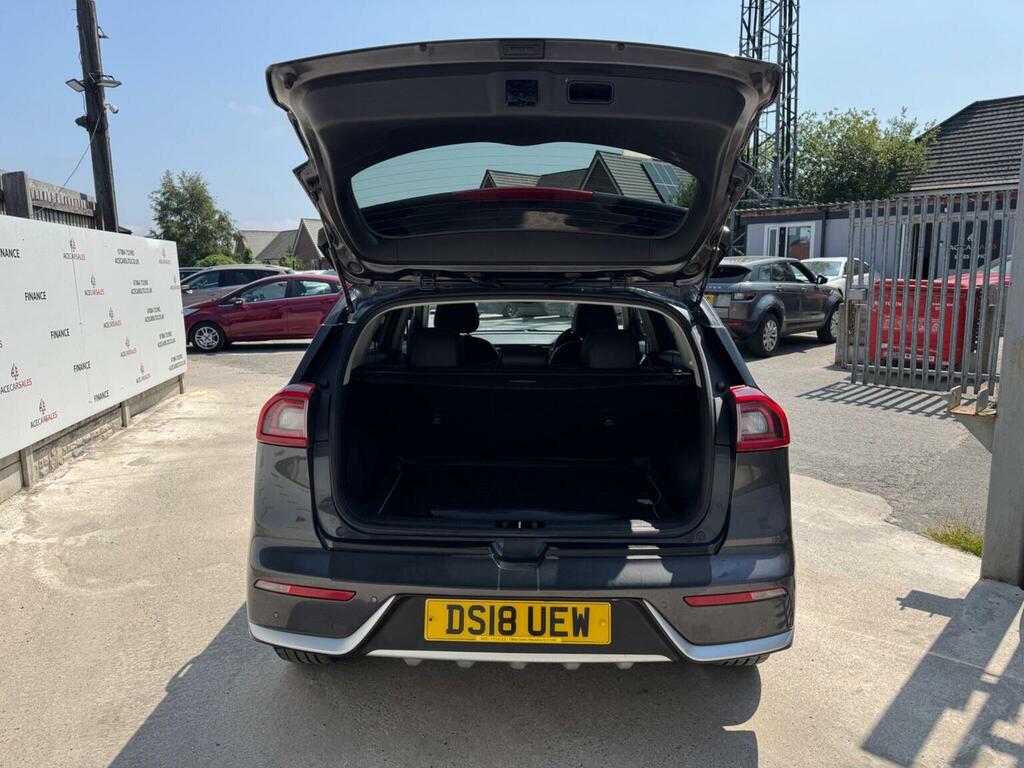 Kia Niro 3 Red #71