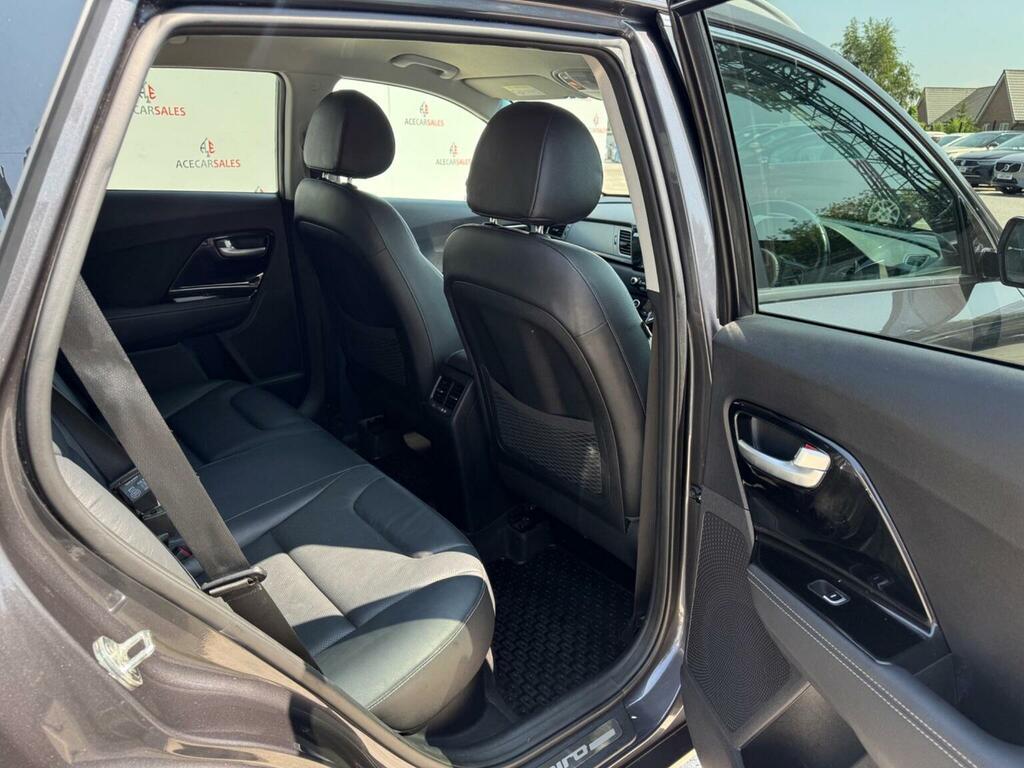 Kia Niro 3 Red #13