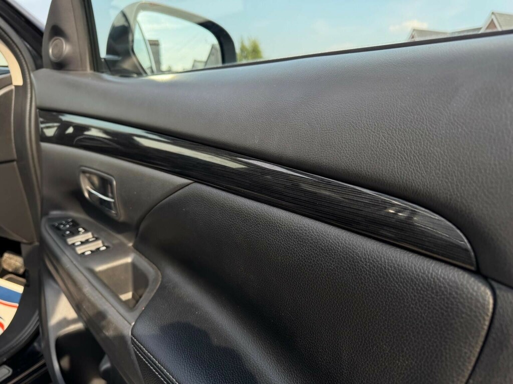 Mitsubishi Outlander Phev 4H Grey #55
