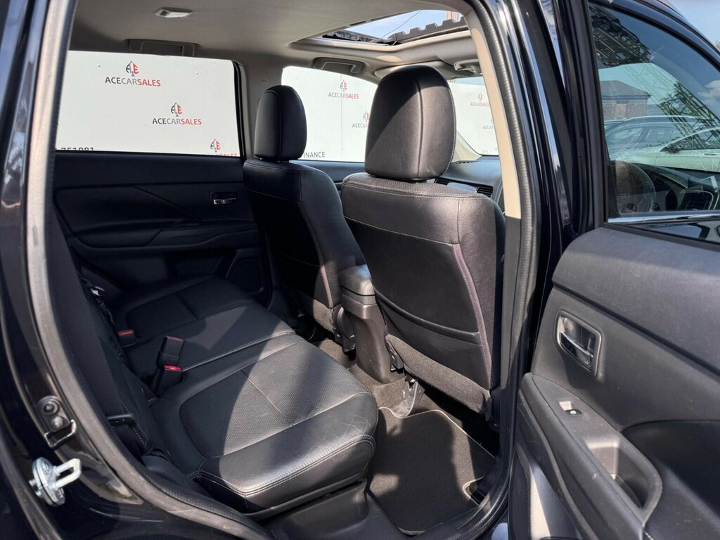 Mitsubishi Outlander Phev 4H Grey #13