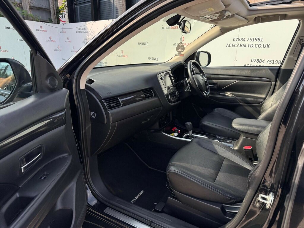 Mitsubishi Outlander Phev 4H Grey #19
