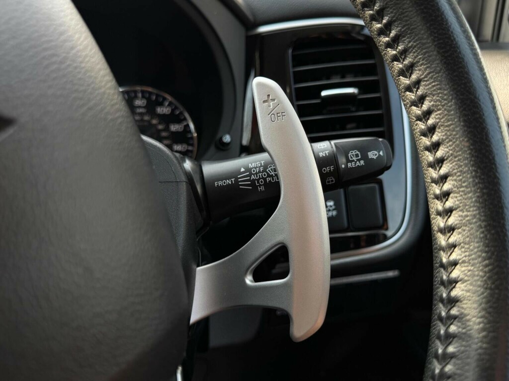 Mitsubishi Outlander Phev 4H Grey #44
