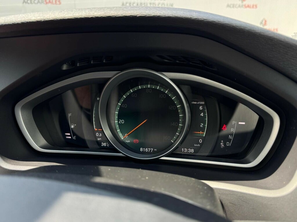 Volvo V40 D3 Inscription Silver #48