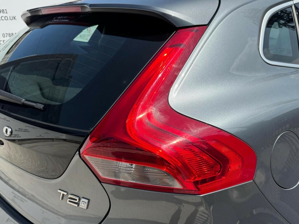 Volvo V40 D3 Inscription Silver #63