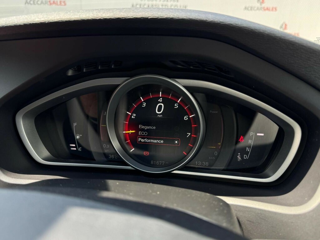 Volvo V40 D3 Inscription Silver #49