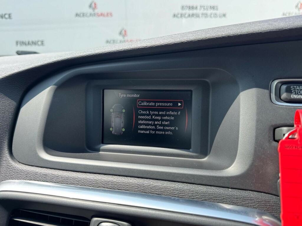 Volvo V40 D3 Inscription Silver #42