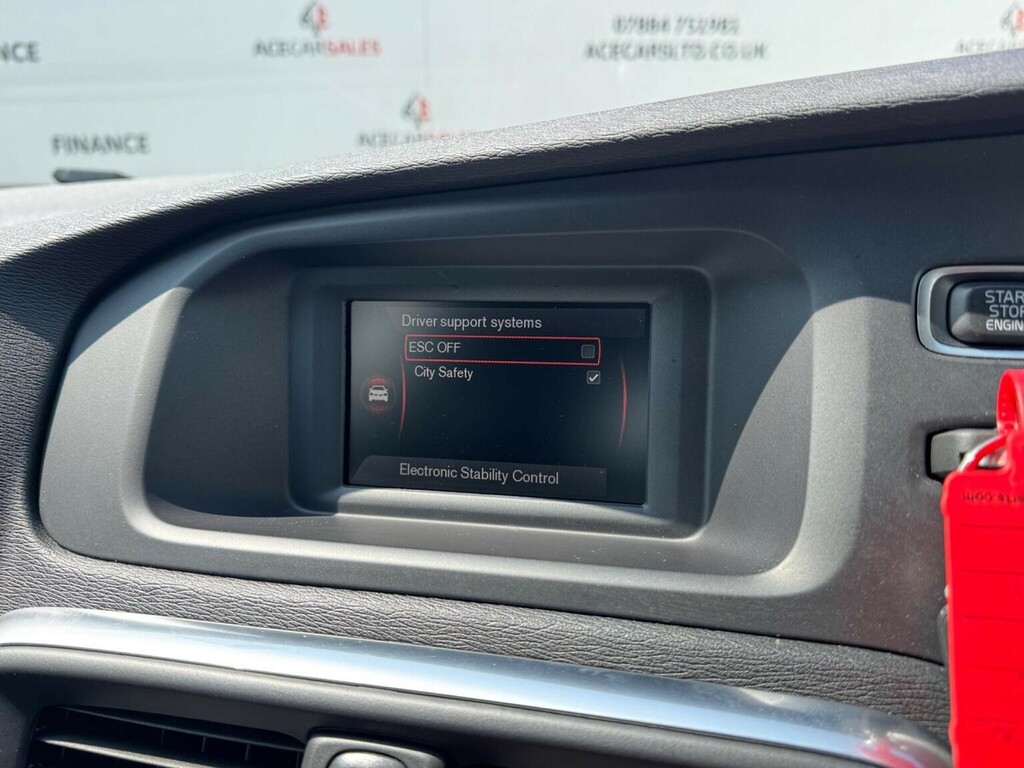 Volvo V40 D3 Inscription Silver #45