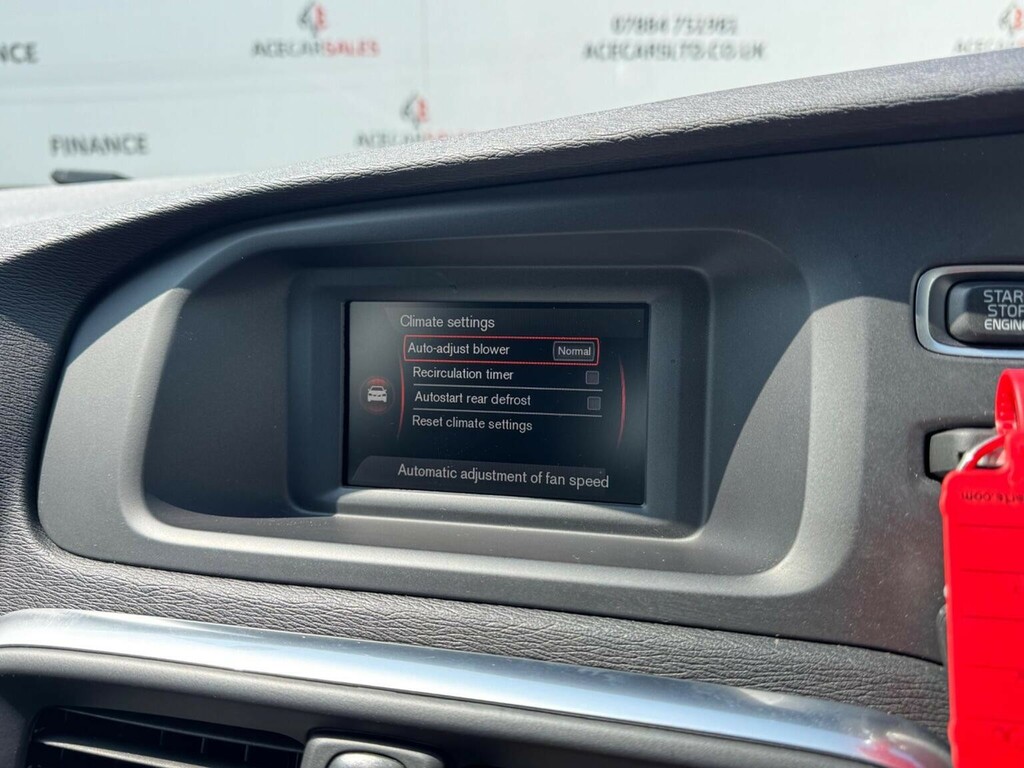 Volvo V40 D3 Inscription Silver #46