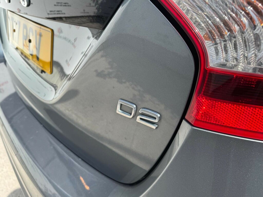Volvo V60 R-design Lux Nav Blue #64