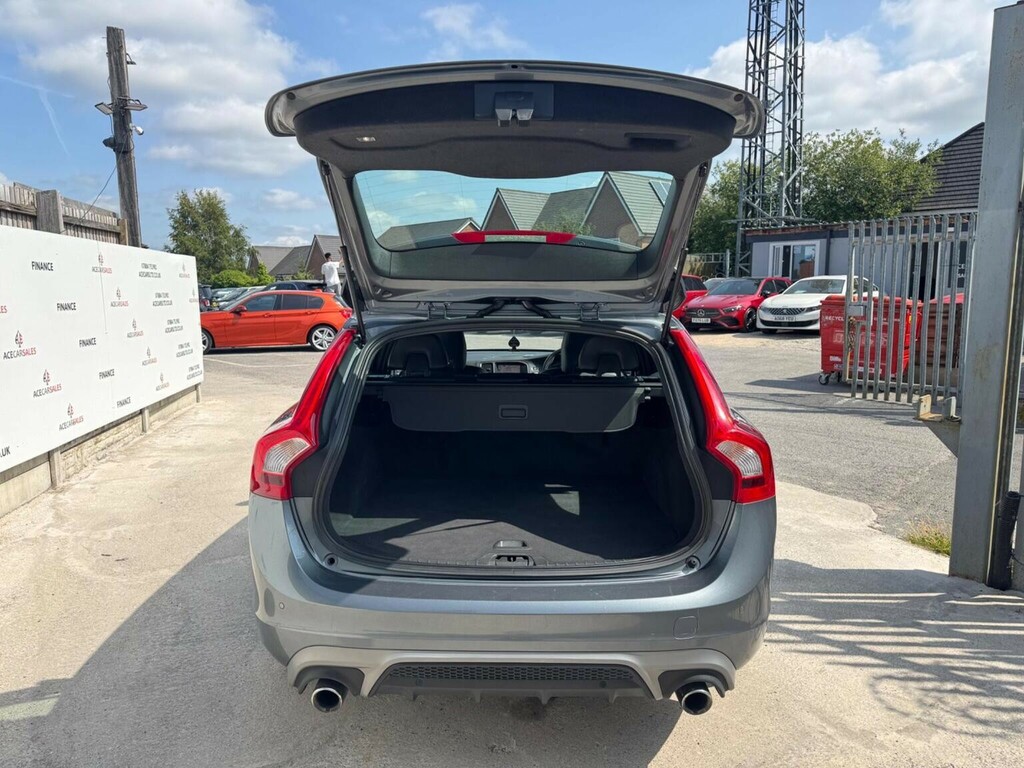 Volvo V60 R-design Lux Nav Blue #71