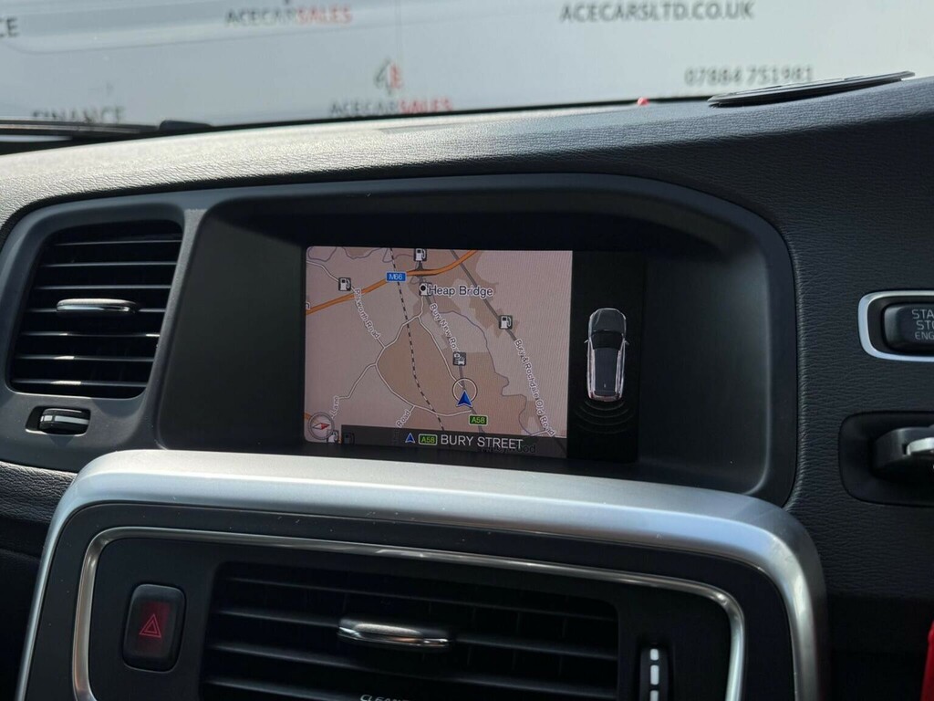 Volvo V60 R-design Lux Nav Blue #35