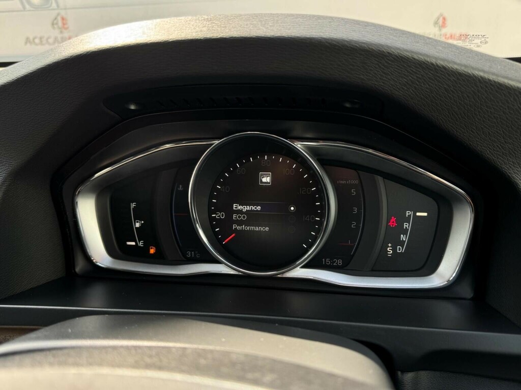 Volvo V60 R-design Lux Nav Blue #53