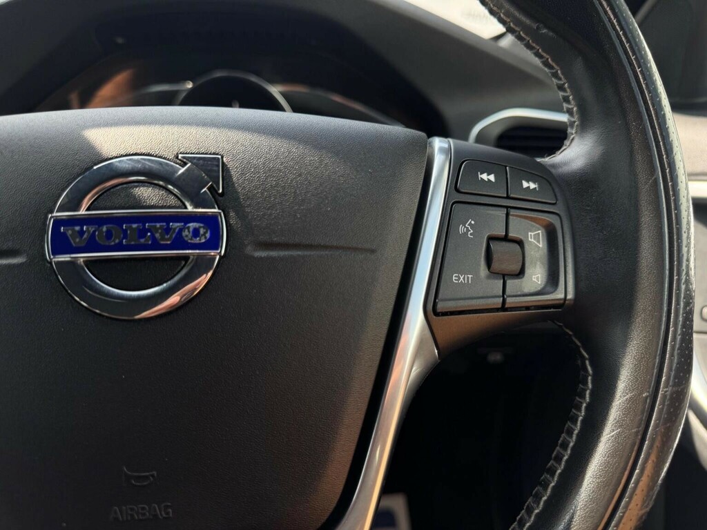 Volvo V60 R-design Lux Nav Blue #31