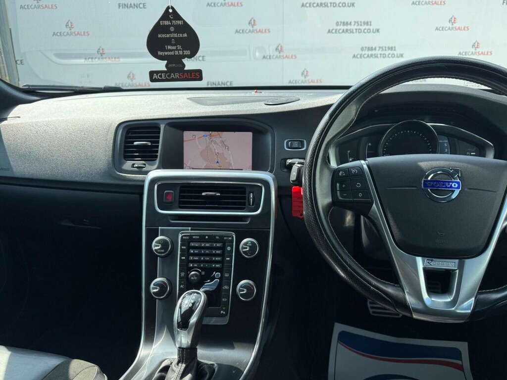 Volvo V60 R-design Lux Nav Blue #22