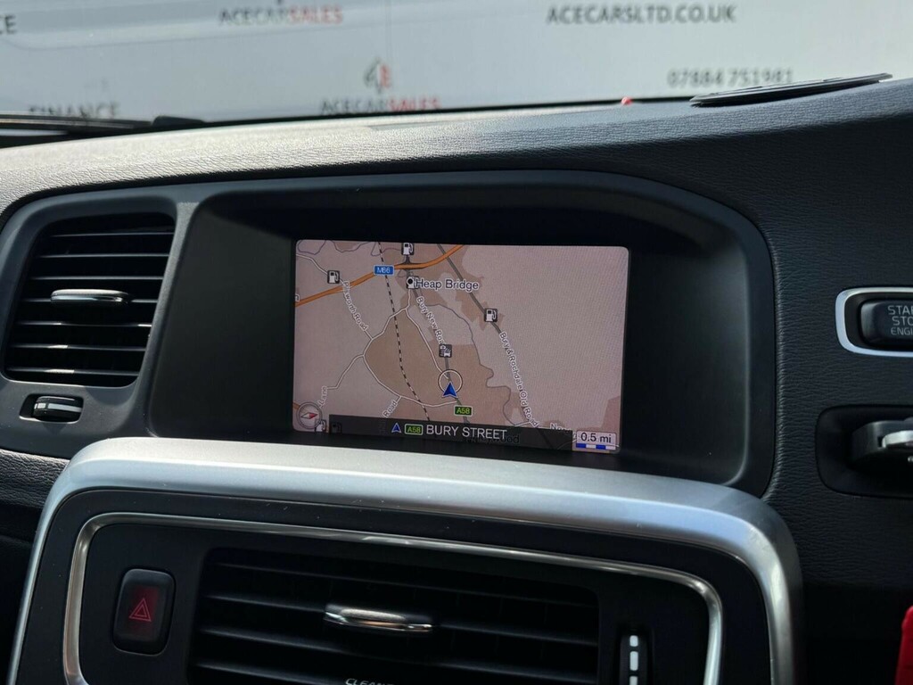 Volvo V60 R-design Lux Nav Blue #34