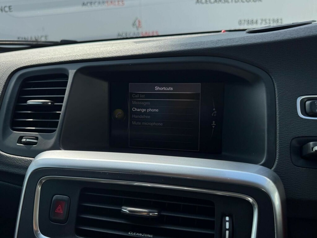 Volvo V60 R-design Lux Nav Blue #46