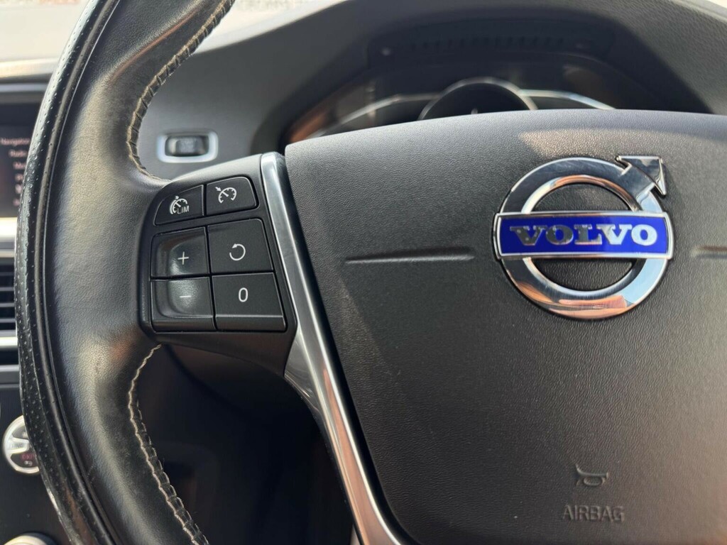 Volvo V60 R-design Lux Nav Blue #29