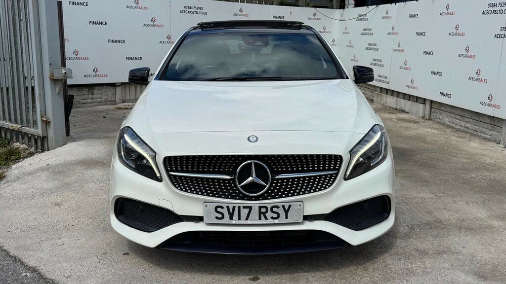 Mercedes-Benz A Class Hatchback 2.1 A200d Amg Line Premium Plus 7G-dct SV17RSY White #3