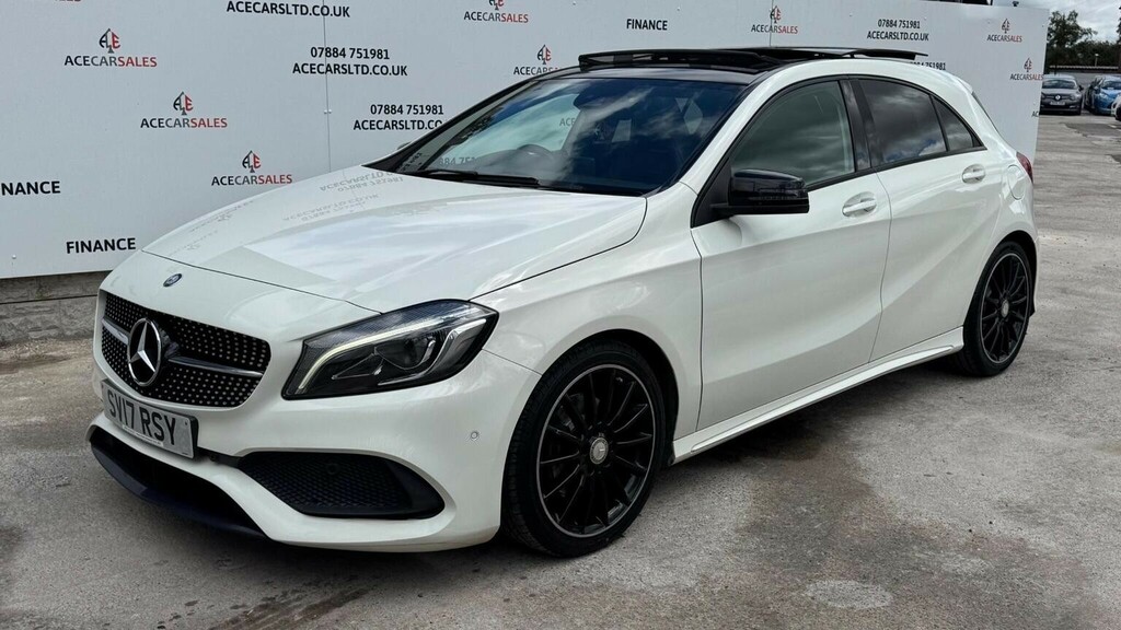 Mercedes-Benz A Class Hatchback 2.1 A200d Amg Line Premium Plus 7G-dct SV17RSY White #4