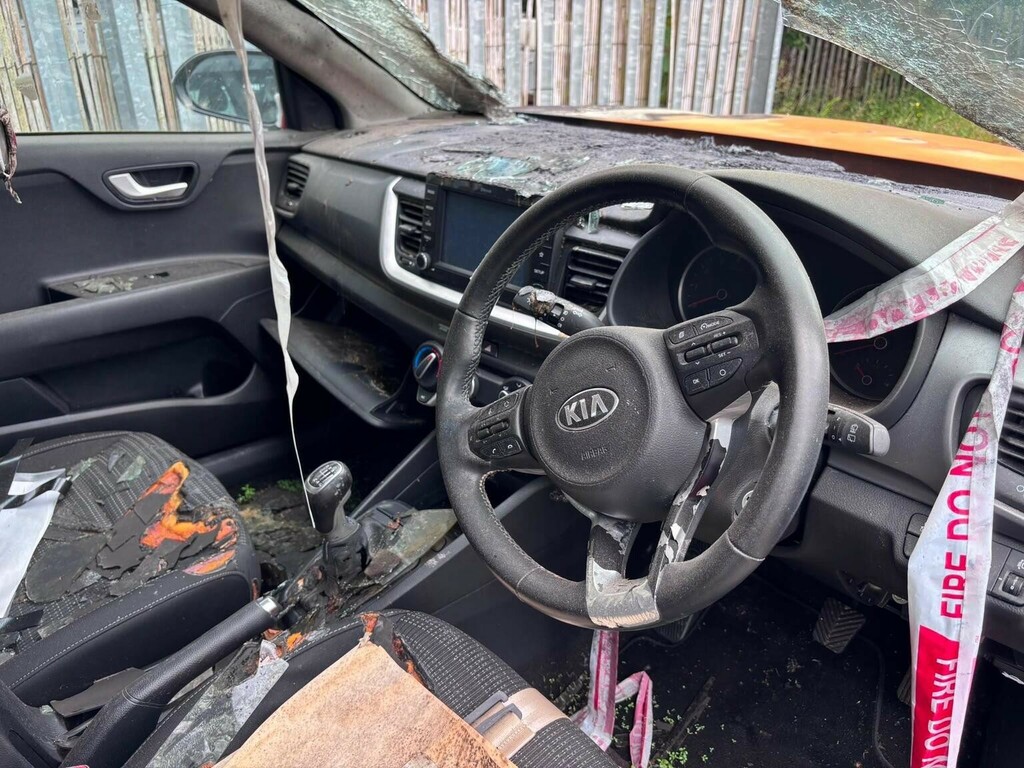 Kia Stonic 1.0 T-gdi 2 Euro 6 Ss Black #4