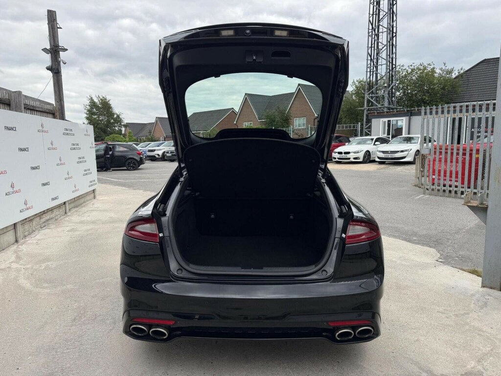 Kia Stinger T-gdi Gt-line Grey #82