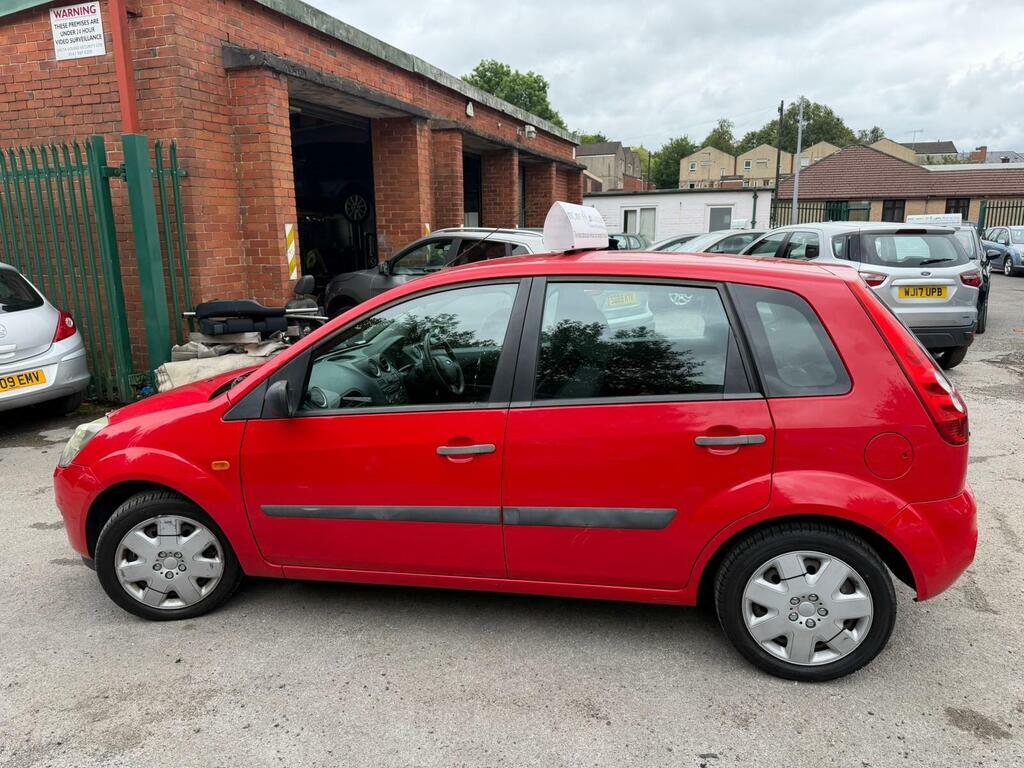 Ford Fiesta Zetec Climate 16V 5-Door Black #8