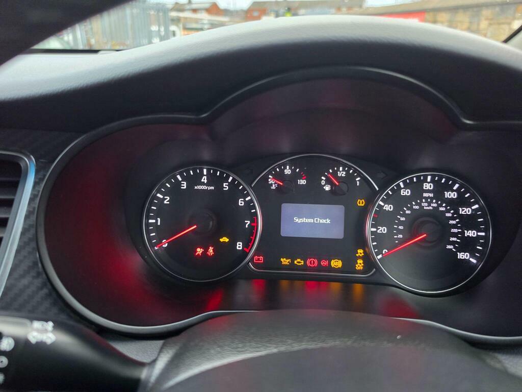 Kia Carens 1.6 Gdi 2 Euro 6 S S White #4
