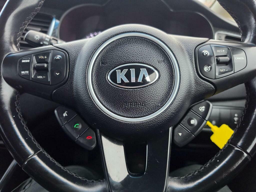 Kia Carens 1.6 Gdi 1 Mpv Ss White #8