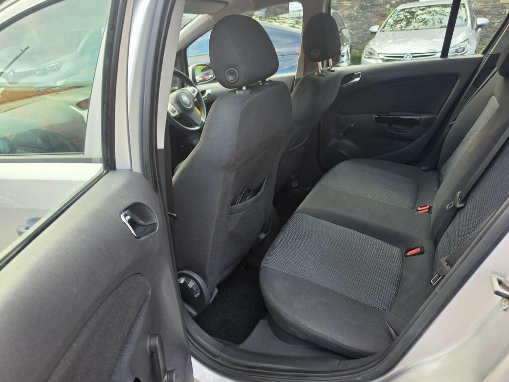Vauxhall Corsa 1.4I 16V Design Hatchback Silver #8